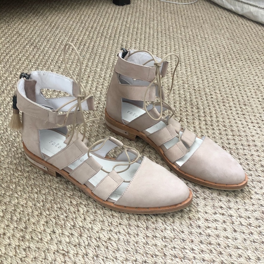 Freda Salvador “Ghillie oxfords” in sz. 7